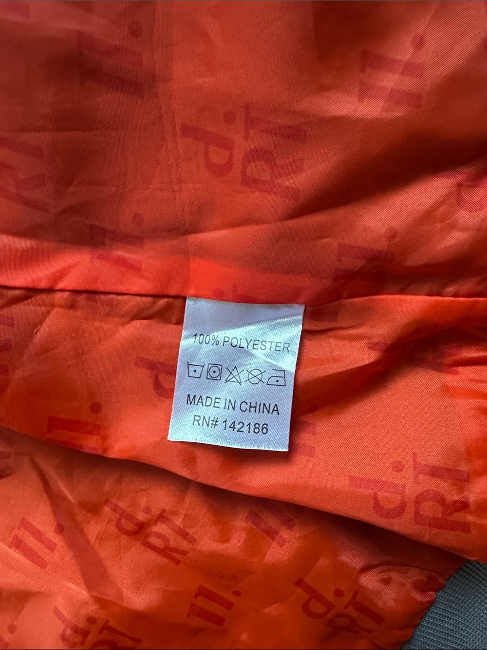 d.RT Gray Windbreaker - Picture 7 of 7